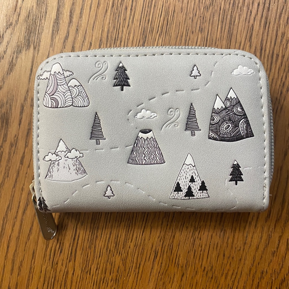 Outdoor theme wallet